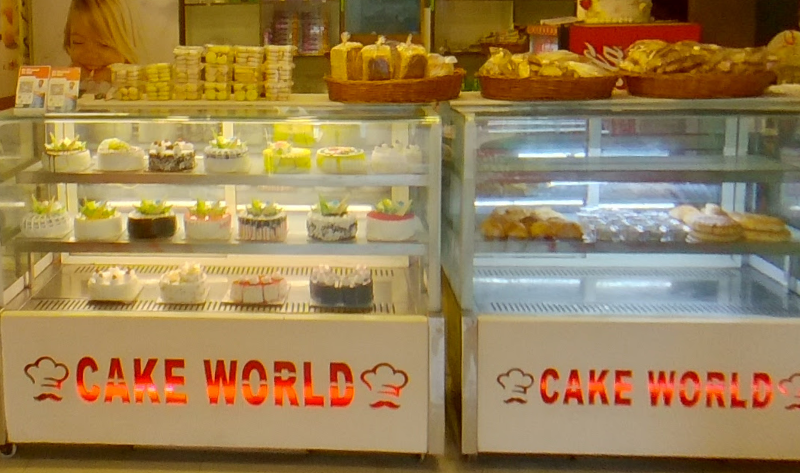 Cake World